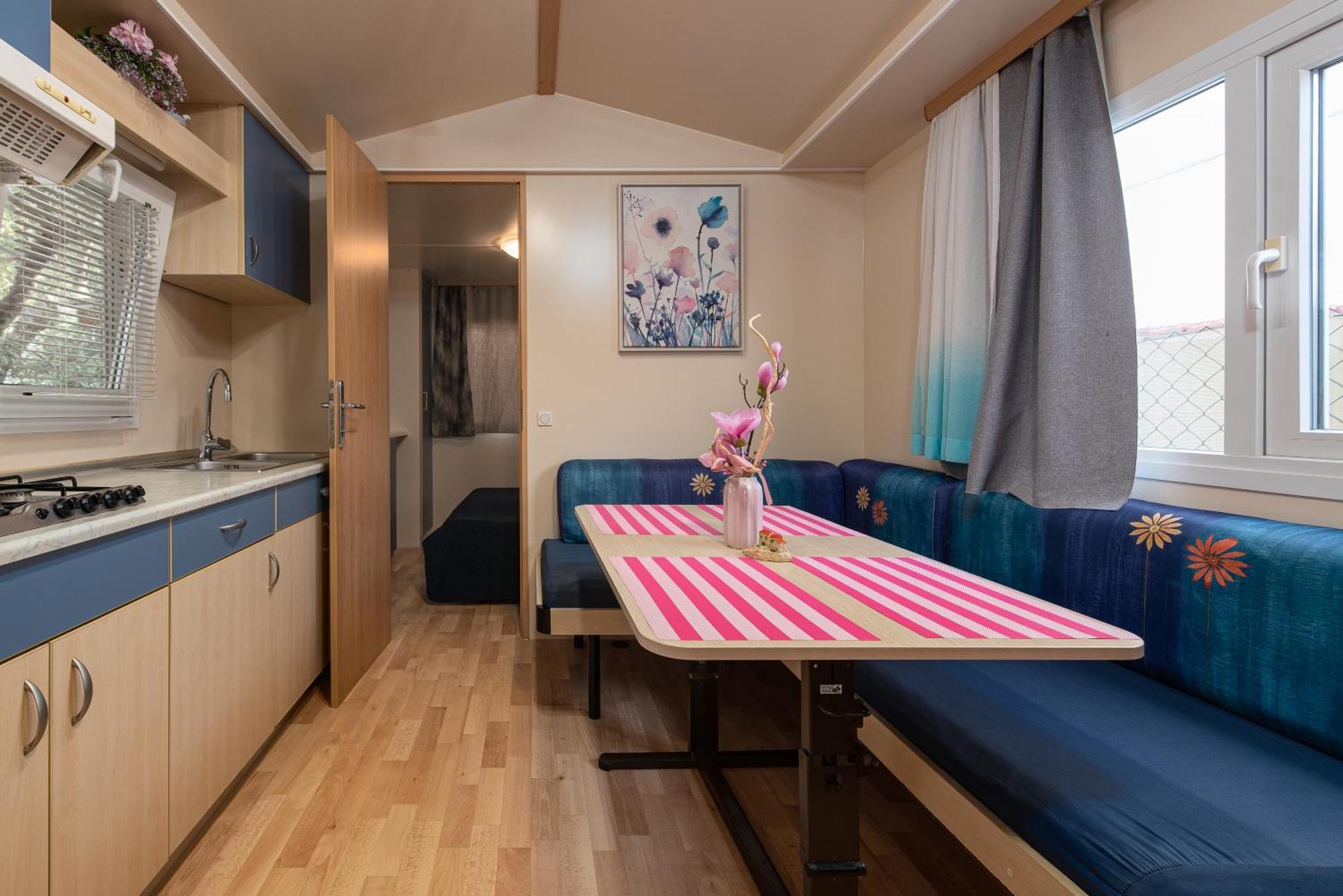 Camp Mrkva Mobile Homes With Pool Sukošan Стая снимка